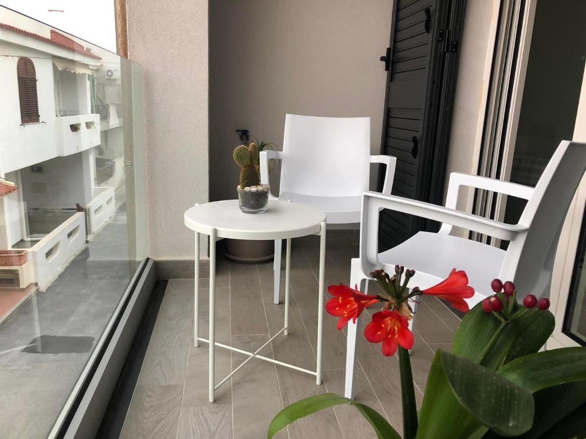 Farau B&B Messina Luaran gambar