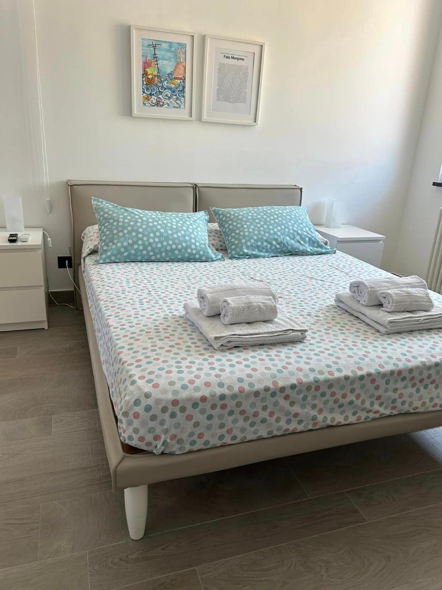 Farau B&B Messina Luaran gambar