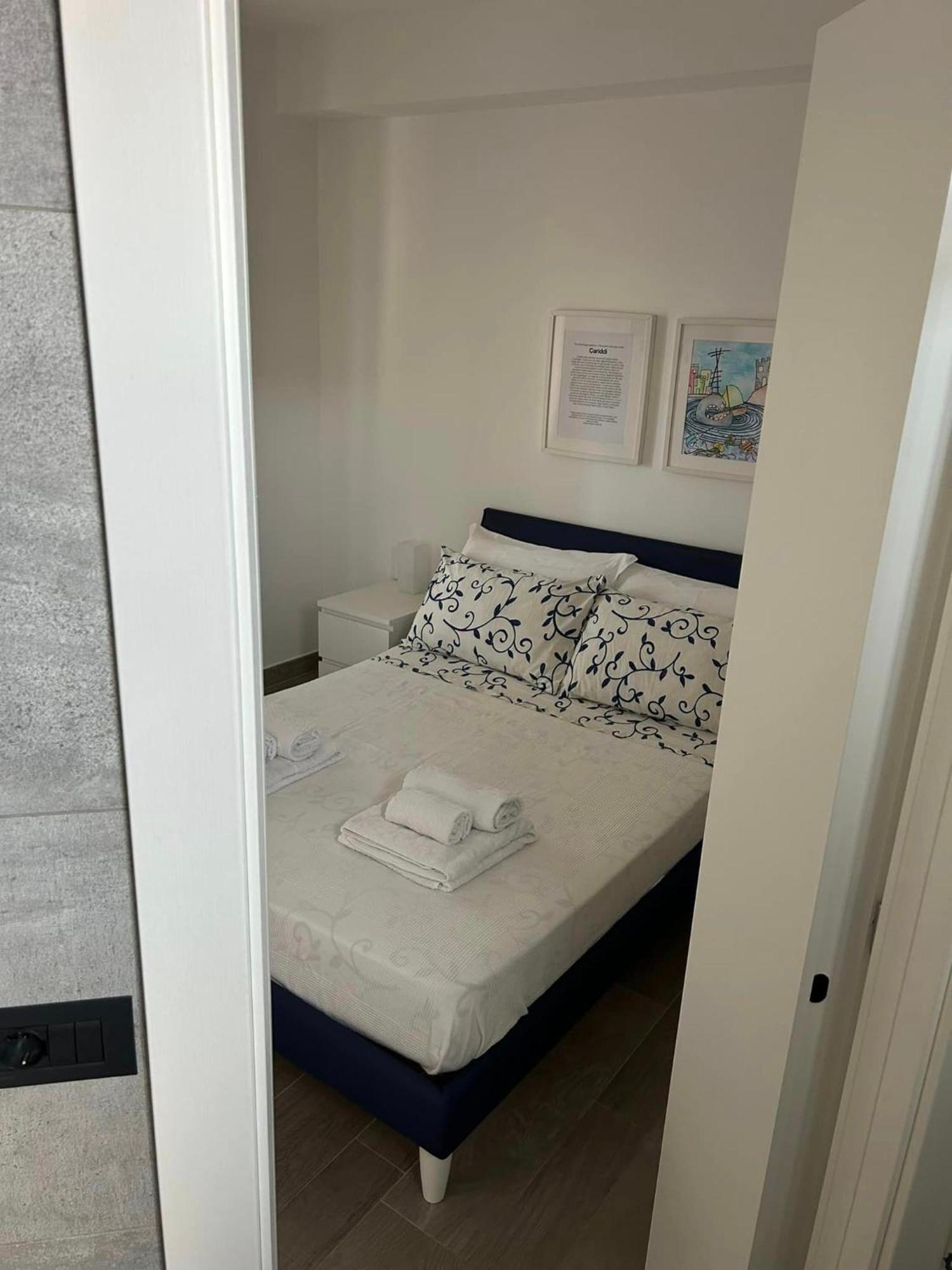 Farau B&B Messina Luaran gambar