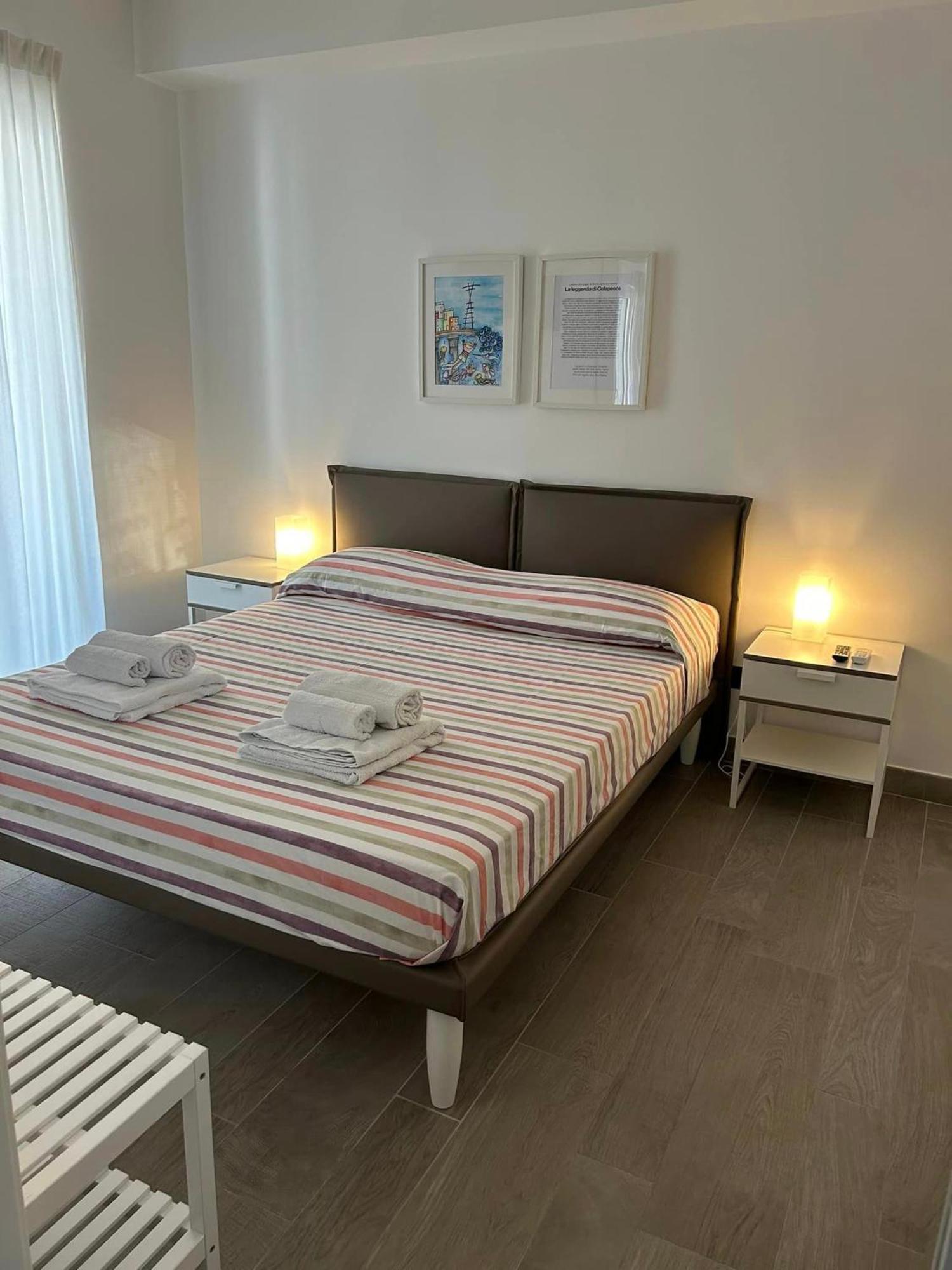 Farau B&B Messina Luaran gambar